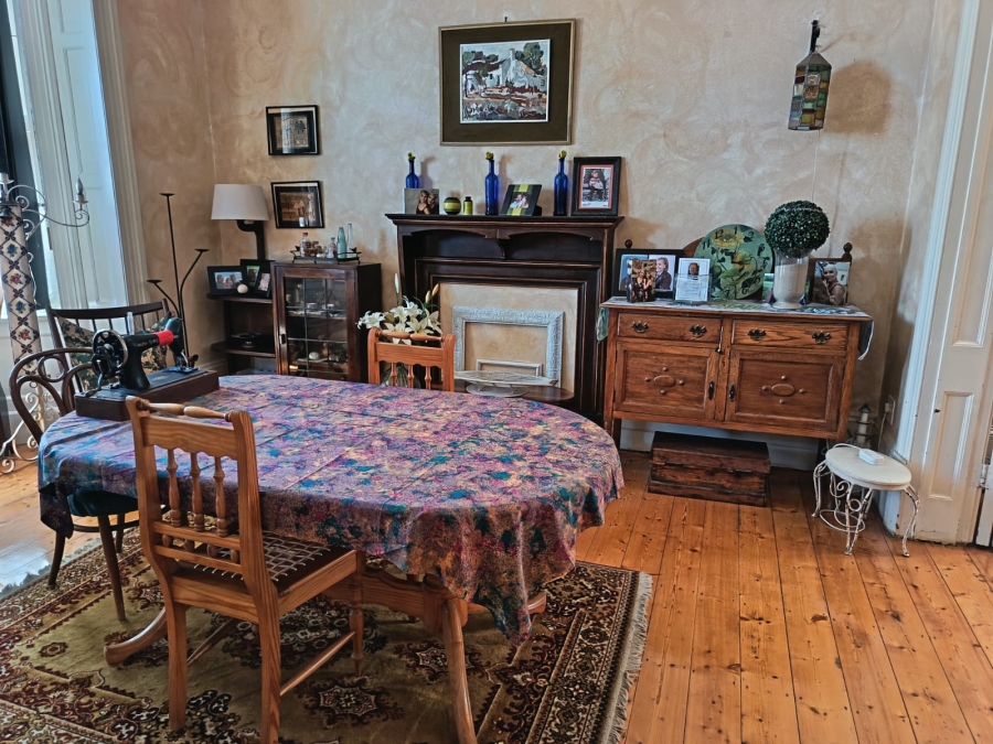 5 Bedroom Property for Sale in College Hill Eastern Cape